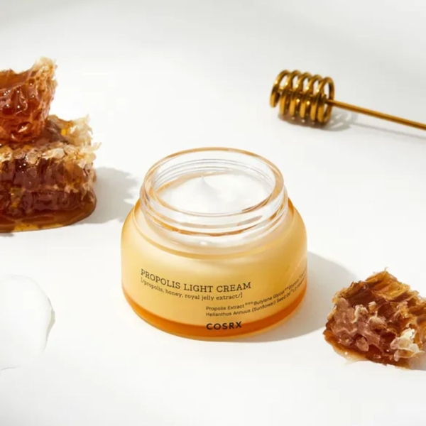 COSRX Full Fit Propolis Light Cream Moisturiser